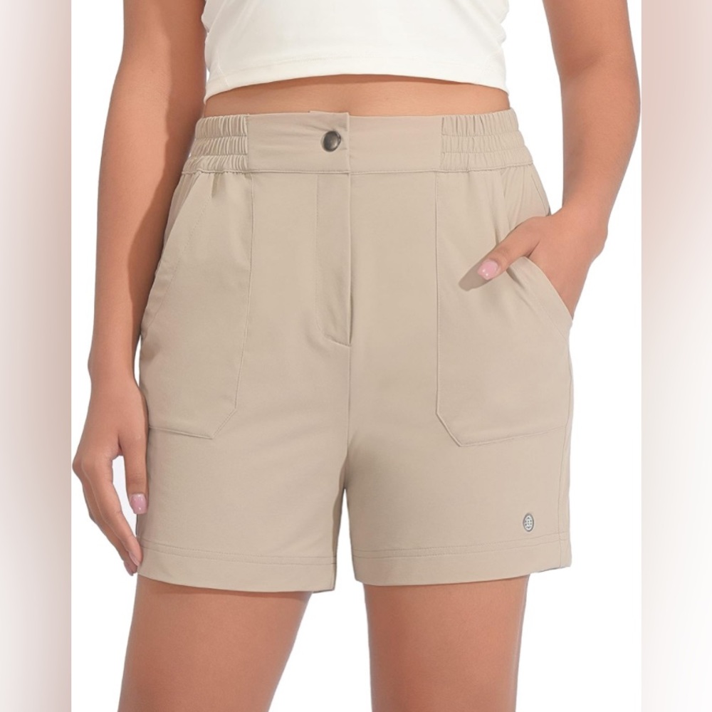 Women’s quick dry golf/hiking shorts, L